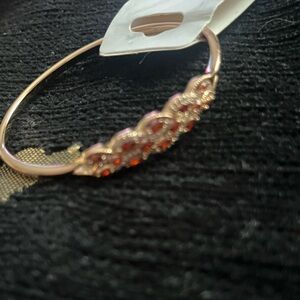 Fashion Elegant Gold and Red Women's Bracelet